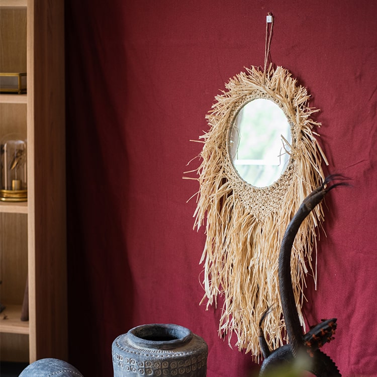 Handcraft Grass Hanging Round Mirror featuring a natural khaki color and unique straw design, perfect for home decor.