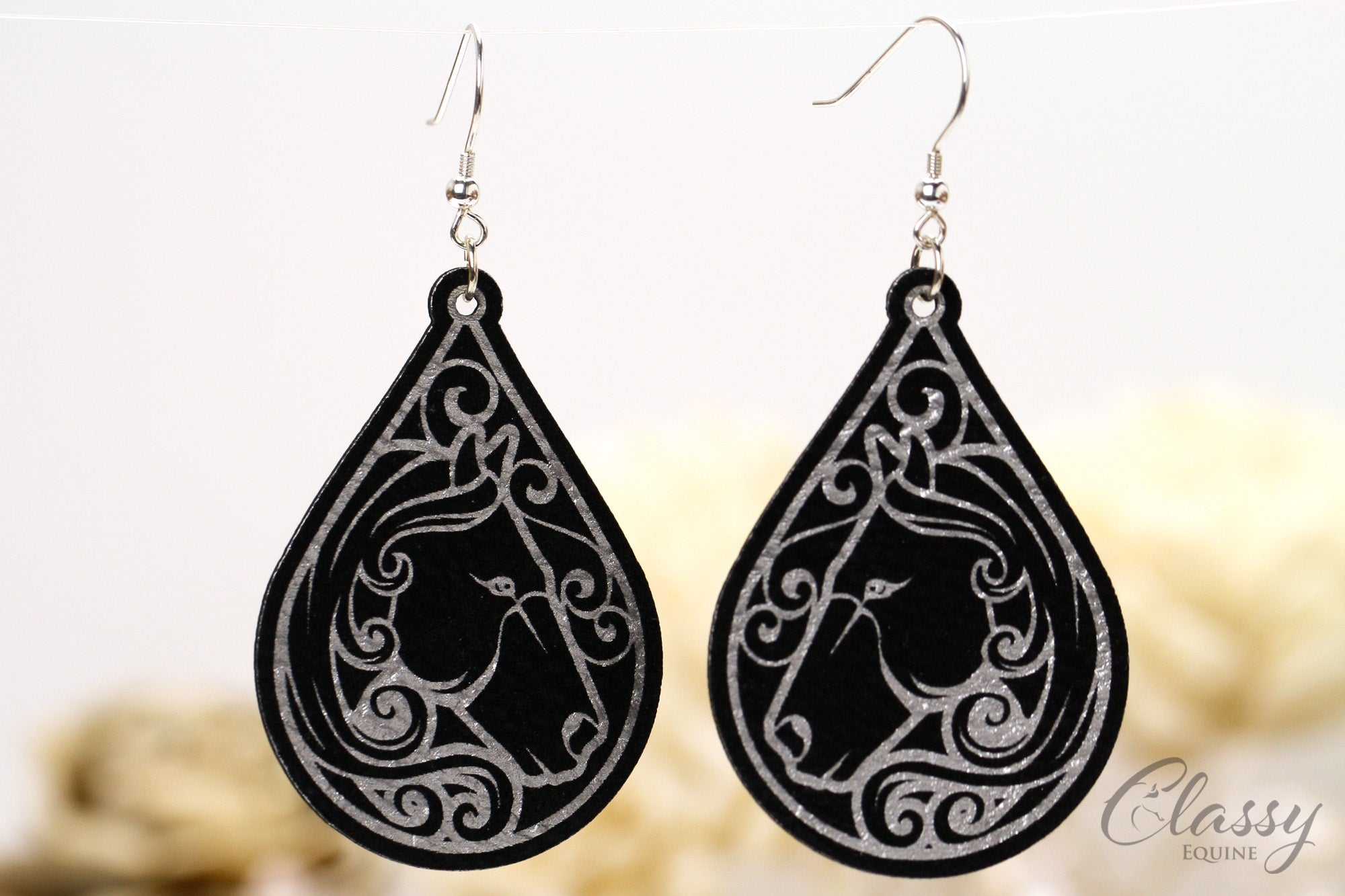 Horse Head Teardrop Dangle Earrings in multiple colors with gold and silver accents, showcasing a lightweight and stylish design.