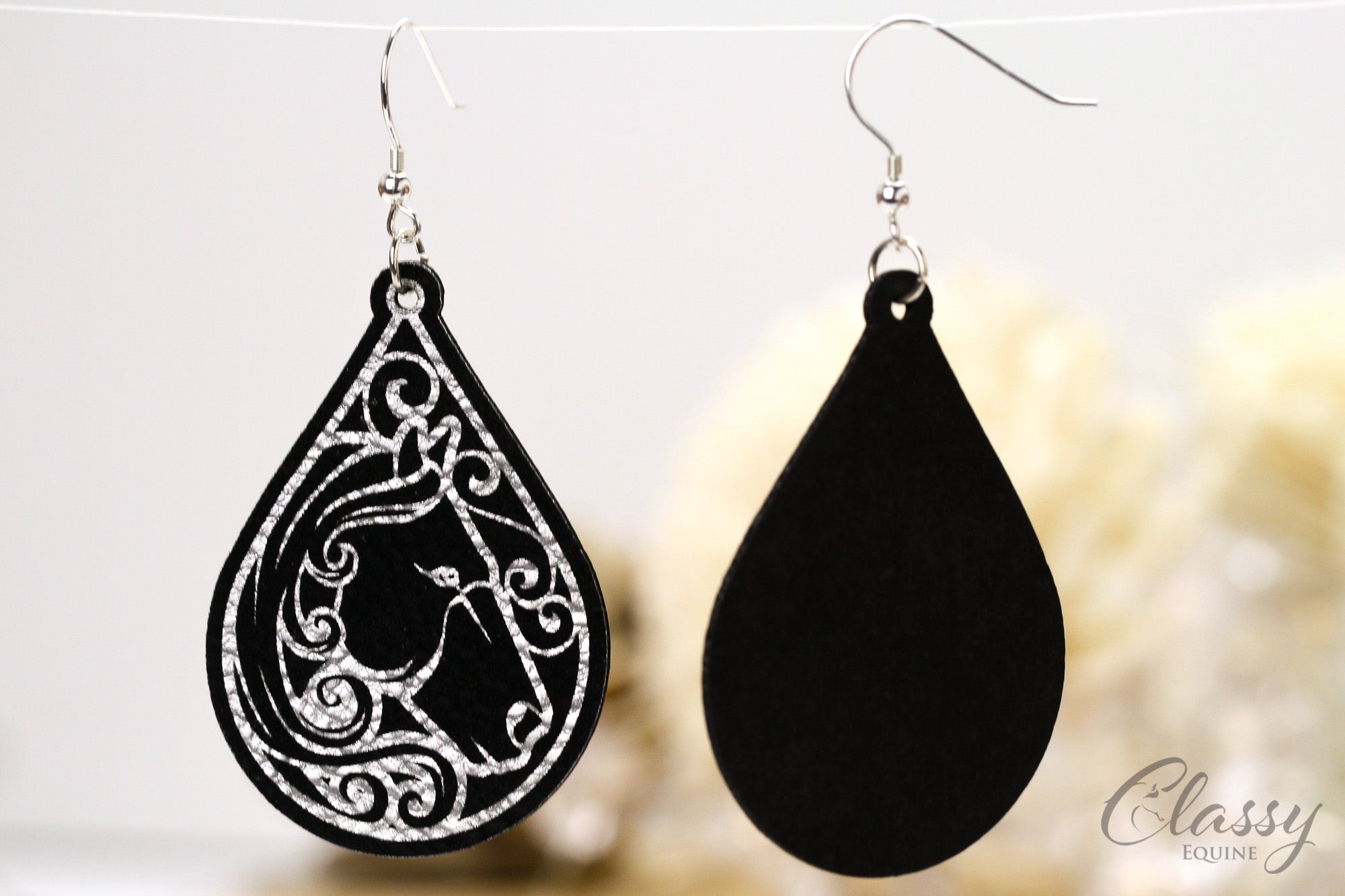 Horse Head Teardrop Dangle Earrings in multiple colors with gold and silver accents, showcasing a lightweight and stylish design.