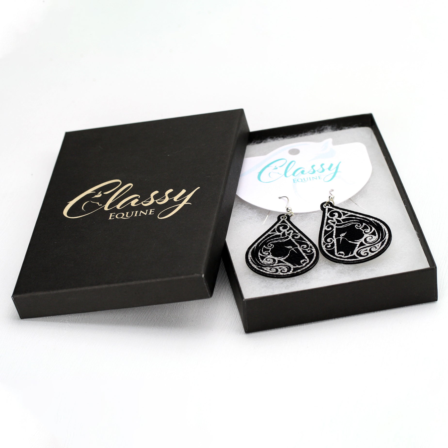 Horse Head Teardrop Dangle Earrings in multiple colors with gold and silver accents, showcasing a lightweight and stylish design.