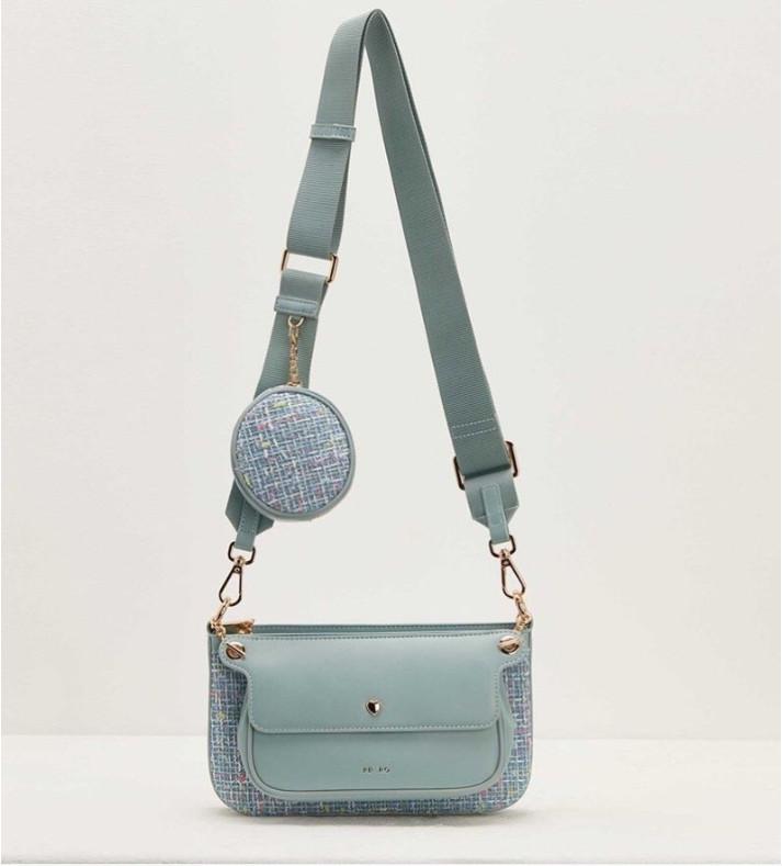Stylish hot sell shoulder bag for women, featuring a crossbody design with various patterns and embellishments, perfect for everyday use.