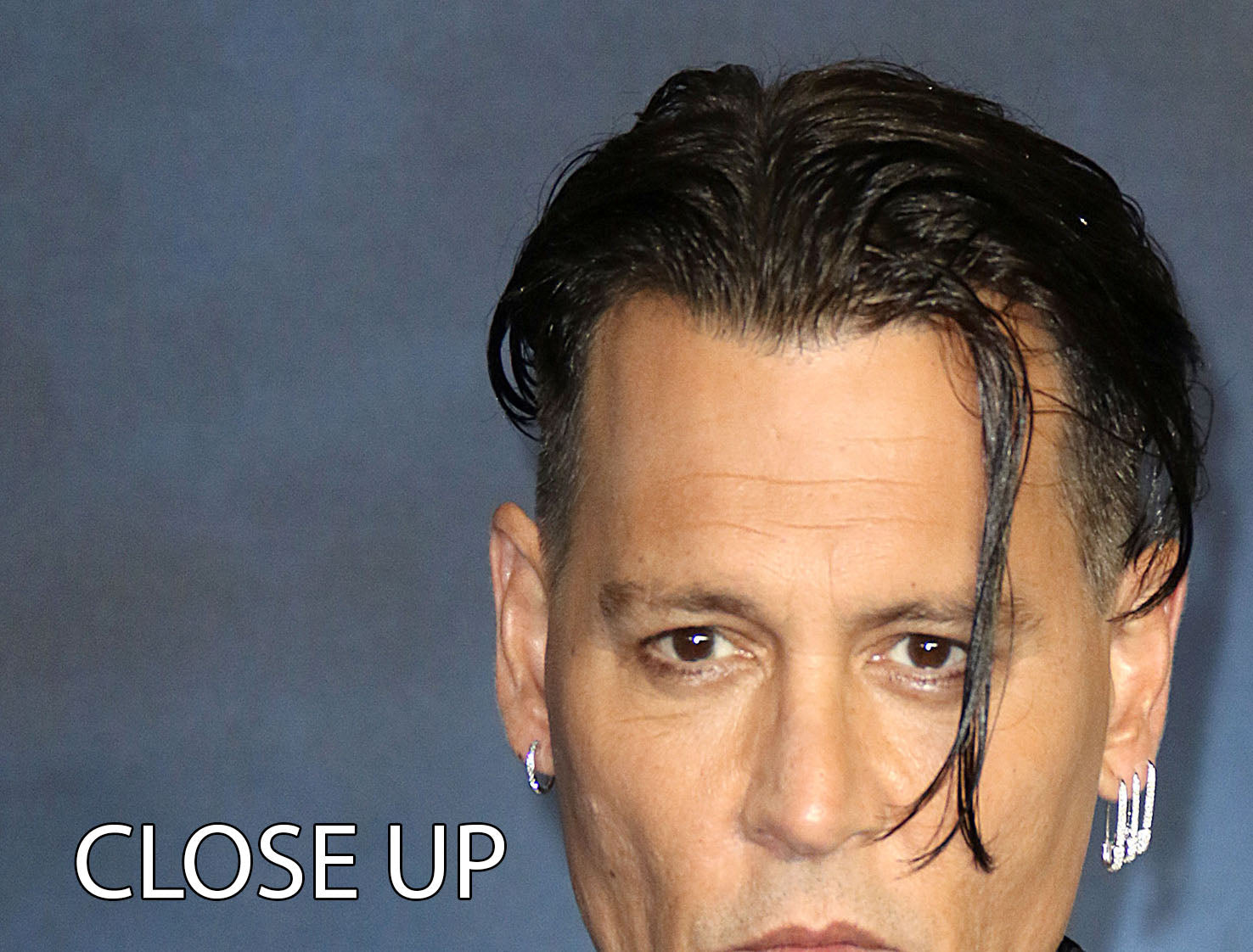 A stunning 3-panel canvas print featuring Johnny Depp at a premiere in 2018, showcasing vibrant colors and intricate details.