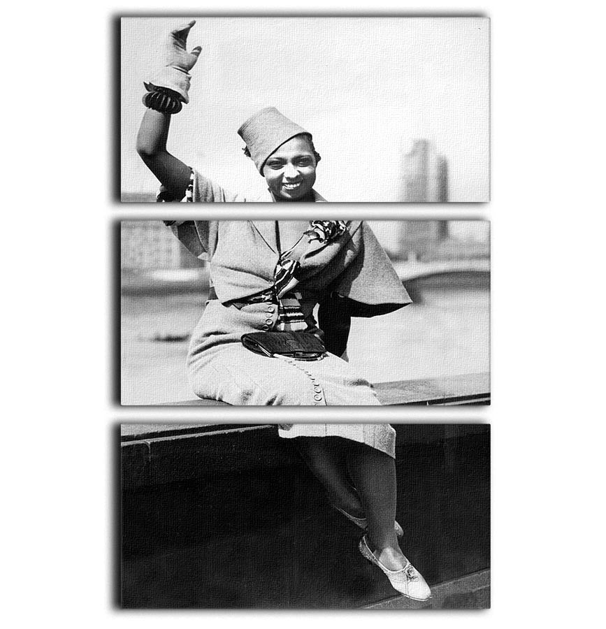 A stunning 3-panel canvas print featuring Josephine Baker in 1933, showcasing her elegance and charm.
