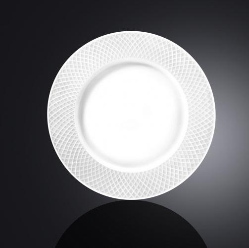 Julia Fine Dining 22 Piece Entertaining Set featuring elegant porcelain dinner plates, teacups, saucers, and a teapot, perfect for six diners.