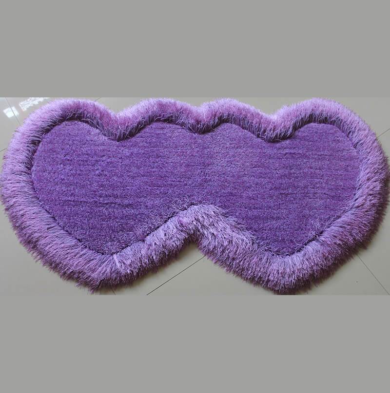 Lavender Double Heart Decorative Area Rug, soft shaggy texture, hand tufted, 28x55 inches, perfect for home decor.