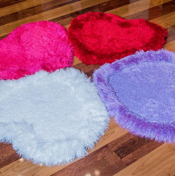 Lavender Heart Decorative Area Rug, soft shaggy texture, heart shape design, vibrant purple color, perfect for home decor.