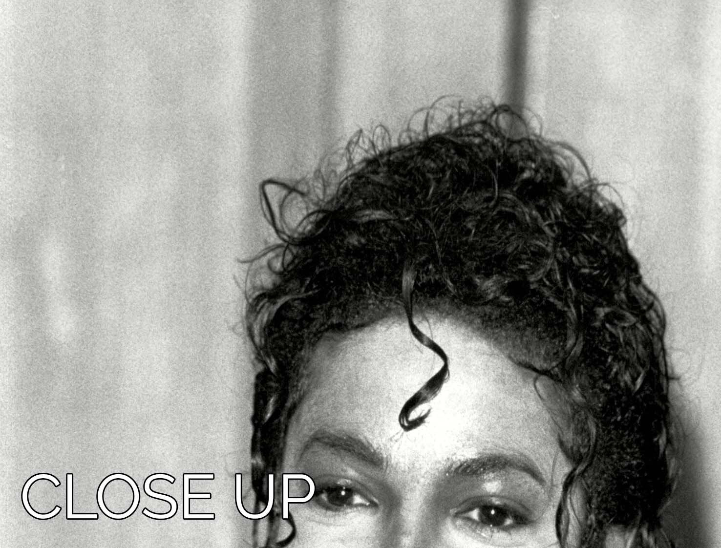 A vibrant 3-panel canvas print featuring Michael Jackson smiling, perfect for home decor.