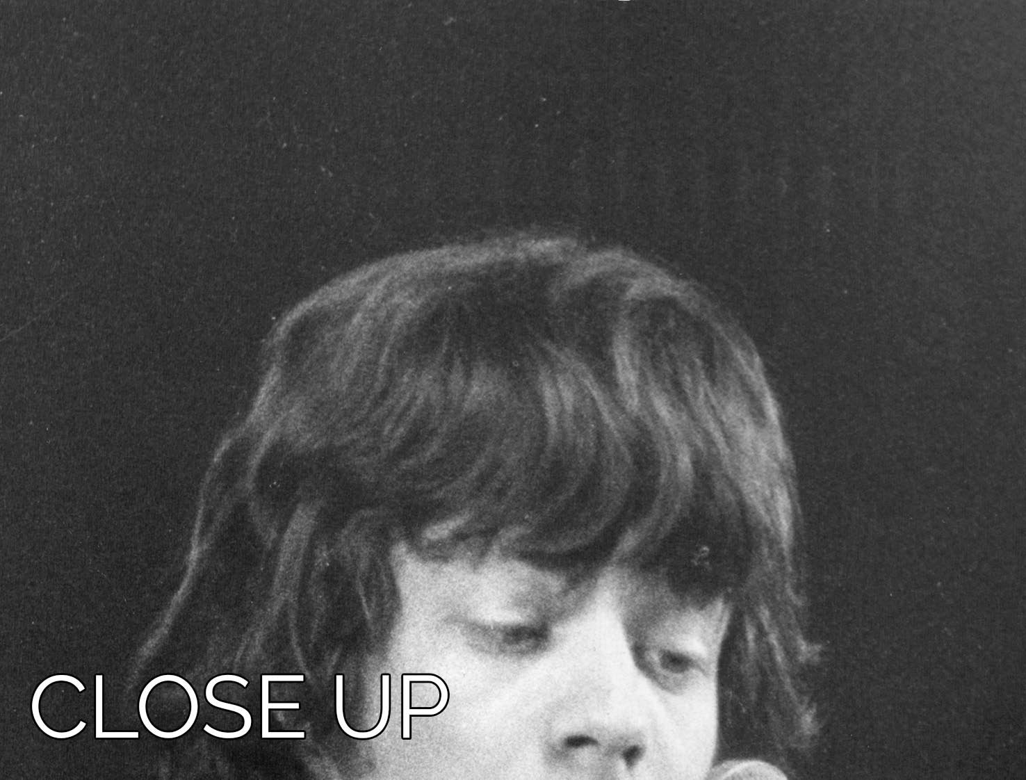 A stunning 3-panel canvas print featuring Mick Jagger performing on stage in 1965, showcasing vibrant colors and detailed imagery.