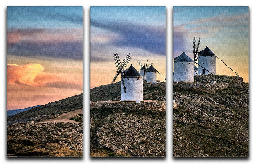 Molinos Al Viento 3 Split Panel Canvas Print showcasing a captivating design with three high-quality canvases.