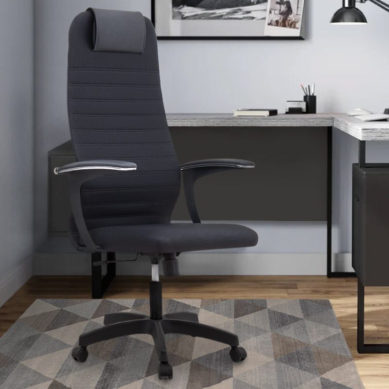 Office Chair MASTER Black with ergonomic design and double Mesh fabric, featuring adjustable height and comfortable headrest.