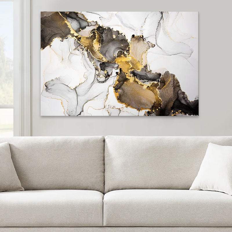 A vibrant digital print titled GOLDEN DREAM on canvas, measuring 100x70x3 cm, showcasing a blend of colors that evoke positive energy.