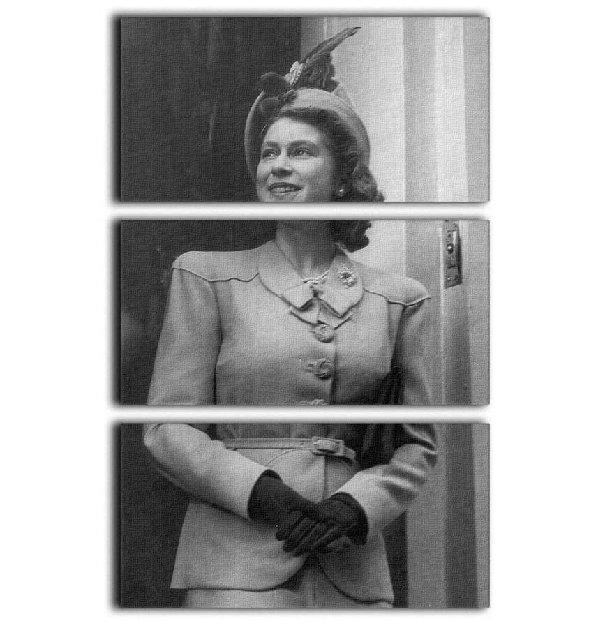 Three-panel canvas art featuring Princess Elizabeth Queen Elizabeth II in London, showcasing elegance and royal charm.
