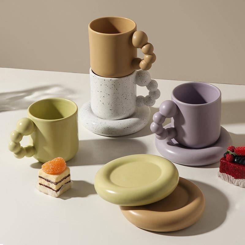 A stylish Retro Ceramic Mug Set featuring Korean design, perfect for coffee and tea lovers, showcasing a handgrip shape for comfort.