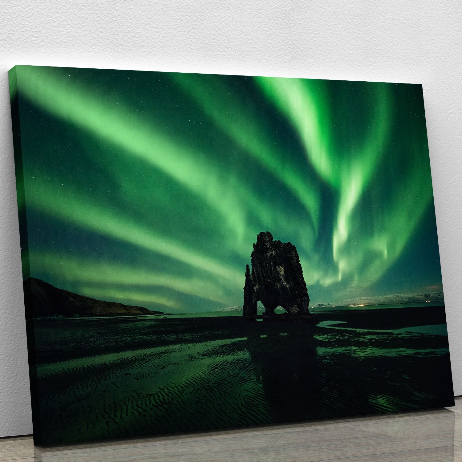 Rhino silhouette canvas print showcasing a minimalist design on a durable canvas, perfect for modern decor.