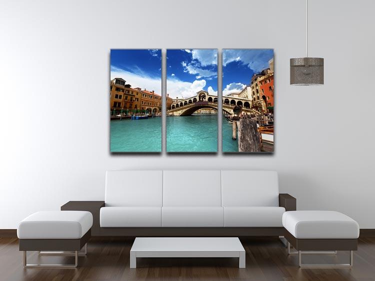 A beautiful 3-panel canvas print depicting the Rialto Bridge in Venice, showcasing intricate details and vibrant colors.