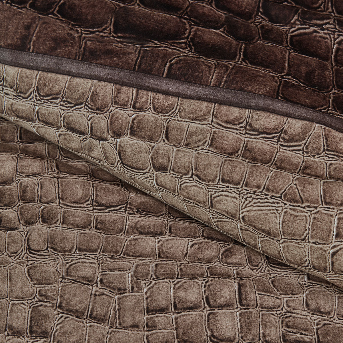 Riviera Maison Croco Brown Cotton Quilt Cover Set King featuring crocodile skin print design with quilt cover and pillowcases.