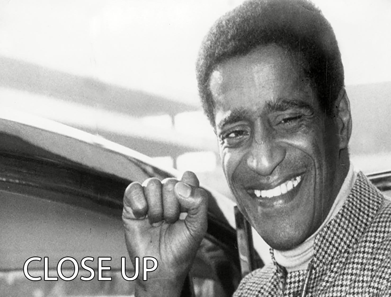 A stunning 3-panel canvas print featuring Sammy Davis Jr from 1969, showcasing vibrant colors and intricate details.