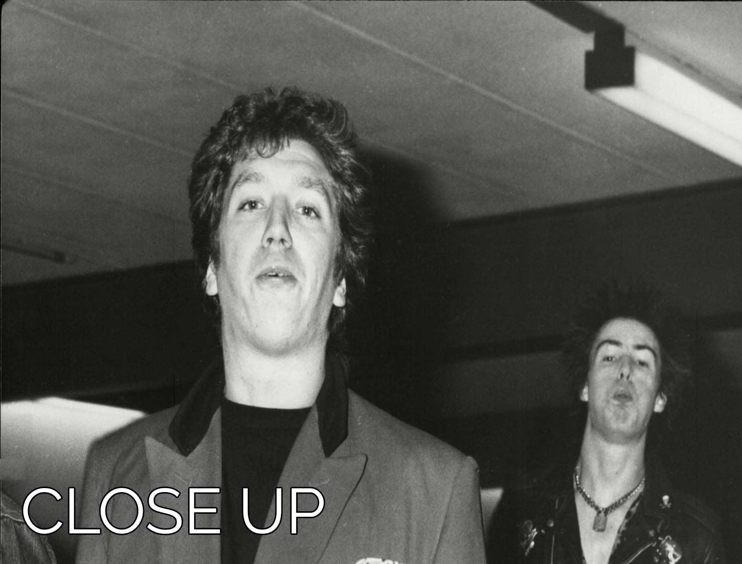 A striking 3-panel canvas print featuring the Sex Pistols, showcasing vibrant colors and bold imagery.