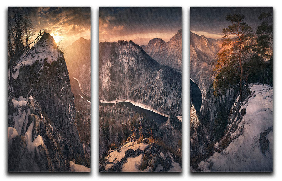 Sokolica 3 Split Panel Canvas Print showcasing three cohesive art panels with modern and nature themes.