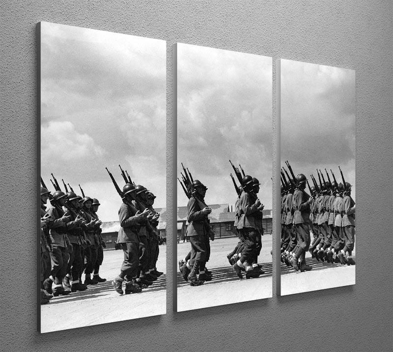 Three-panel canvas print depicting soldiers marching in formation, showcasing vibrant colors and detailed artwork.