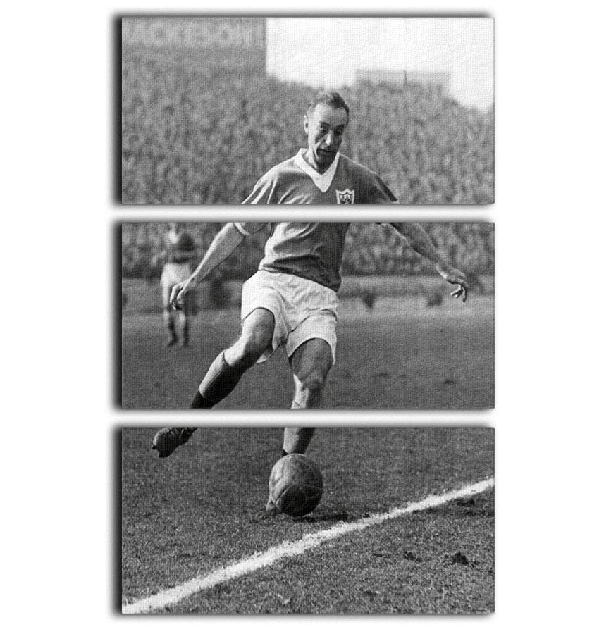 Stanley Matthews playing football depicted in a stunning 3-panel canvas print, showcasing dynamic movement and vibrant colors.