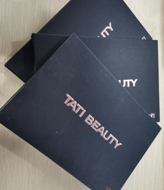 TATI BEAUTY matte eyeshadow powder palette featuring 24 vibrant shades in a sleek design, perfect for creating various eye makeup looks.