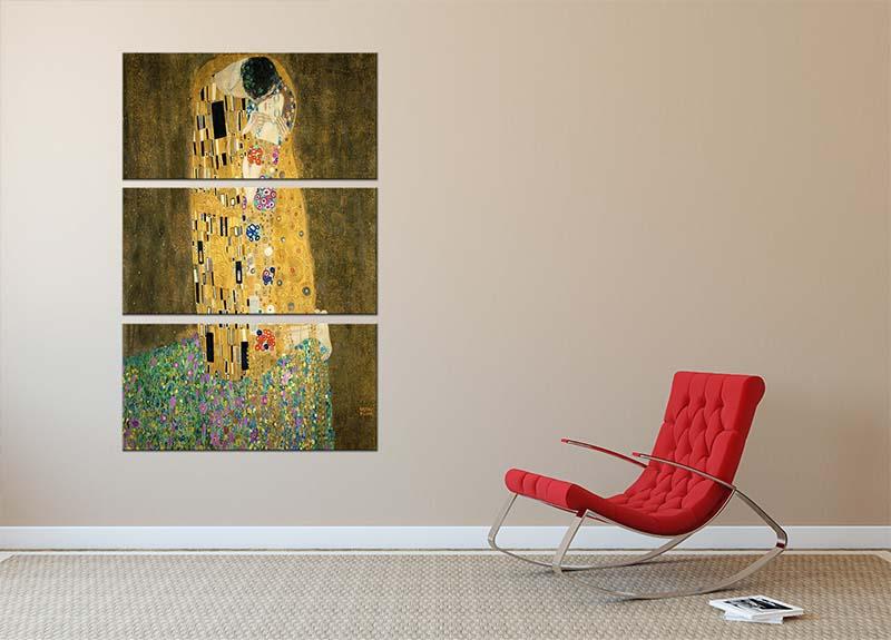 A beautiful 3-panel canvas print of The Kiss by Klimt, showcasing intricate details and vibrant colors, perfect for home decor.