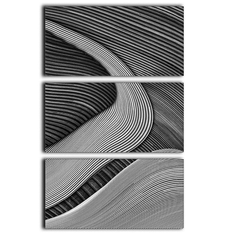 A beautiful 3-panel canvas print featuring a serene Zen garden design, perfect for enhancing home decor.