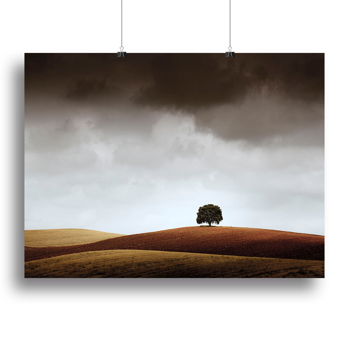 Tuve Que Pararme Al Verla canvas print showcasing vibrant colors and intricate details, perfect for home decor.