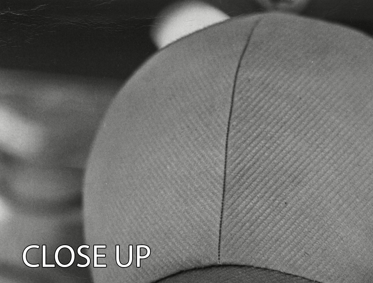 Three-panel canvas print featuring Twiggy in 1966, showcasing vibrant colors and stylish design.