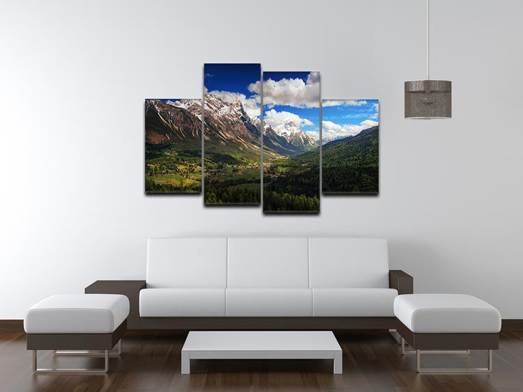 Un Valle 4 Split Panel Canvas artwork featuring a serene landscape divided into four sections, creating a dynamic visual effect.