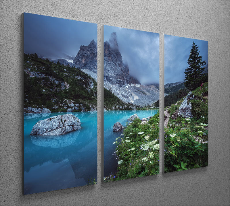 A beautiful 3-panel canvas print featuring the serene Lago Di Sorapis panorama, showcasing vibrant colors and stunning details.