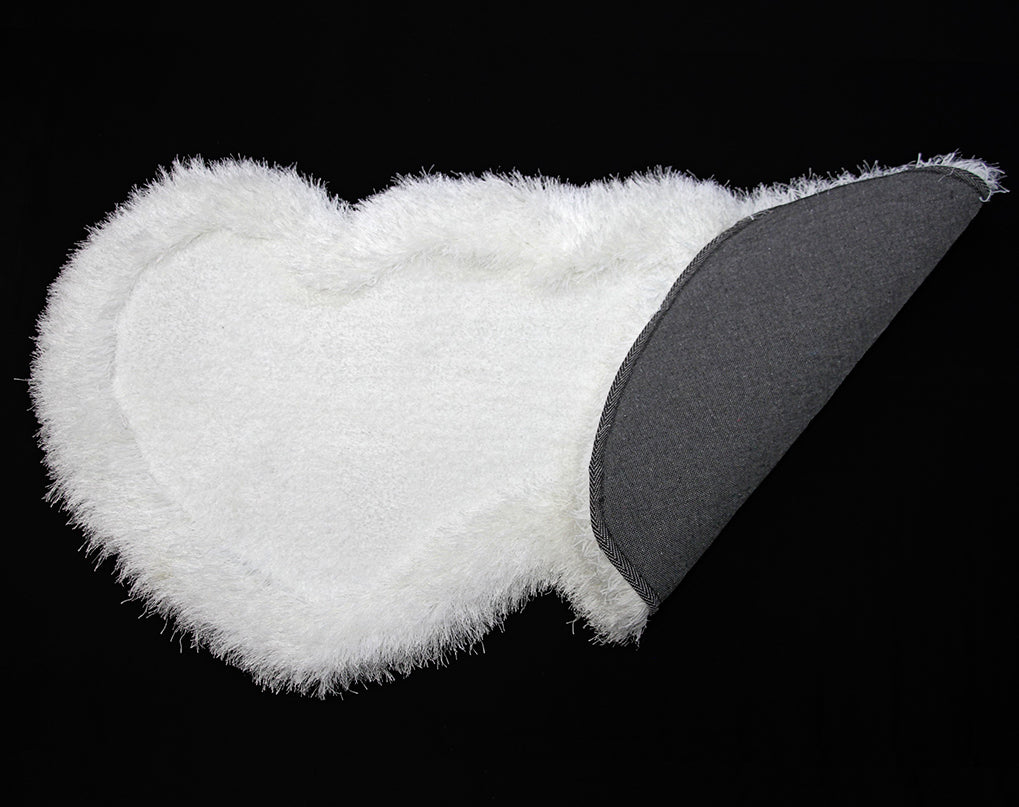 White Double Heart Decorative Area Rug with soft shaggy texture, hand tufted design, and cotton backing, perfect for enhancing home decor.