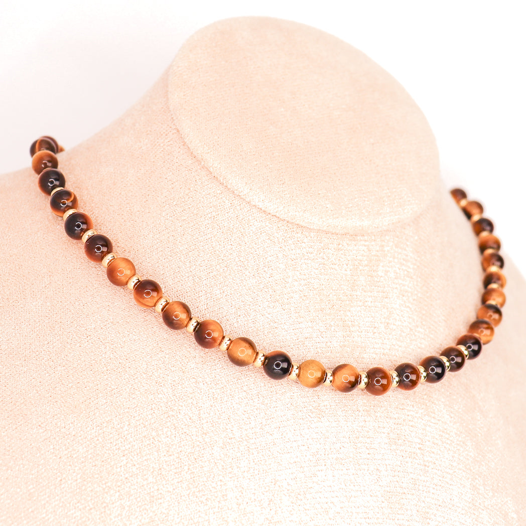 Collier en Oeil de tigre naturel, plaqué Or 18 et 24 carats, élégant et protecteur, avec perles de 6mm et fermoir en acier inoxydable.