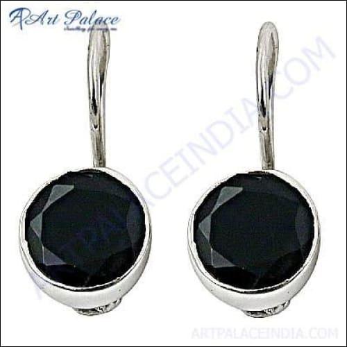Elegant 925 Silver Earrings featuring stunning Black Onyx gemstones, showcasing a classic design with modern touches.