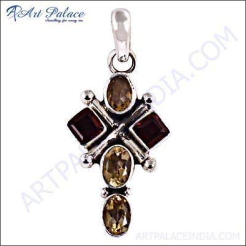 A stunning 925 silver pendant featuring vibrant Citrine and Garnet gemstones, showcasing exquisite craftsmanship and elegant design.