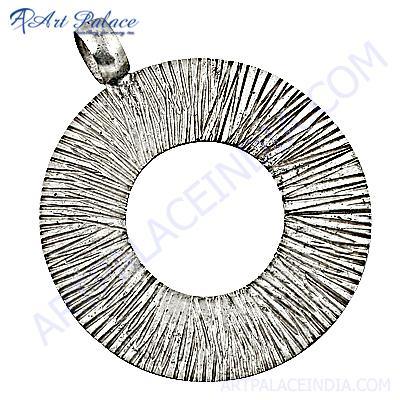 925 Silver Sun Shape Pendant showcasing intricate design and lustrous finish, symbolizing warmth and positivity.