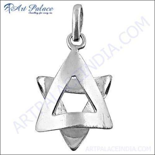 A stunning 925 Sterling Silver Star Pendant showcasing its elegant design and lustrous shine, perfect for any jewelry collection.