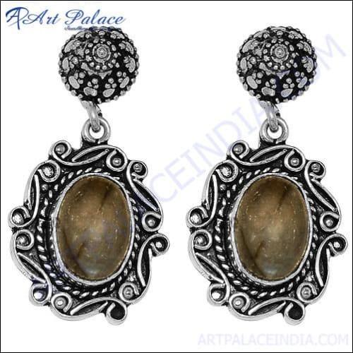 Elegant Labradorite White Metal Earrings showcasing shimmering gemstone and stylish design.
