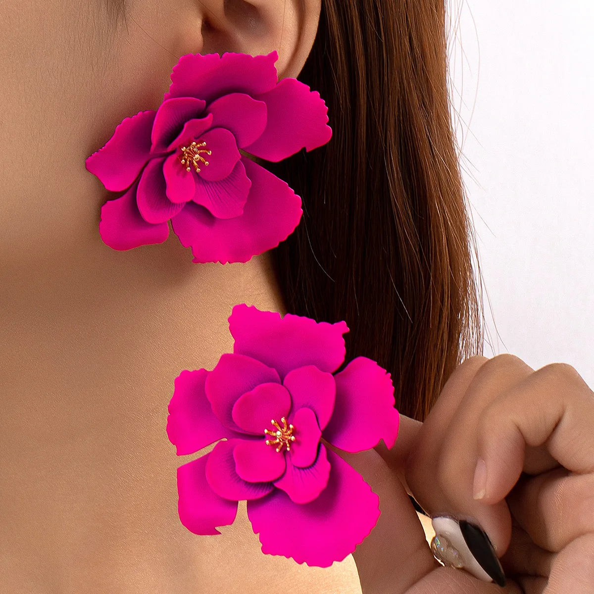 Big Flower Drop Earrings featuring a trendy flower design made from high-quality zinc alloy, perfect for stylish women.