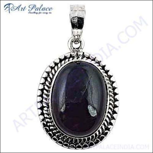 Elegant Amethyst Gemstone Pendant in 925 Sterling Silver showcasing a rich purple hue set in a finely crafted silver design.