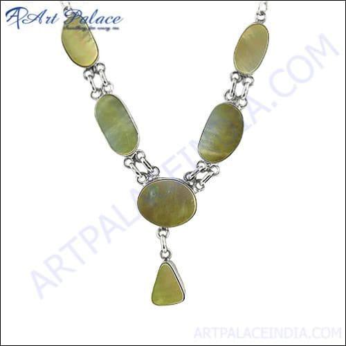 Glamorous Mabe Pearl Silver Necklace featuring a stunning pearl centerpiece set in high-quality silver, perfect for elegant occasions.