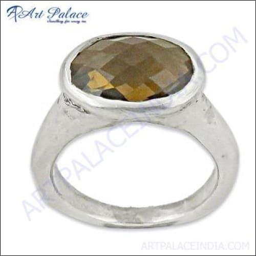 High-Class Silver Ring featuring a Bear Quartz gemstone, showcasing intricate design and solid silver craftsmanship.