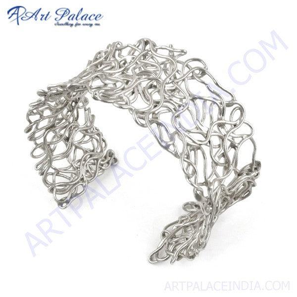 Indian Touch Plain Silver Fretwork Bracelet made of 925 sterling silver, showcasing intricate fretwork design and elegant shine.