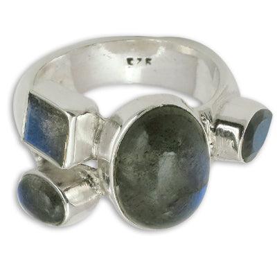 A beautiful Labradorite gemstone ring set in 925 sterling silver, showcasing its unique color play and elegant design.