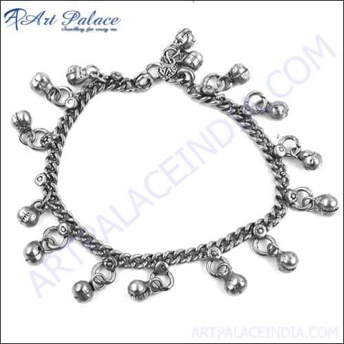Latest Design White Metal Anklets featuring a sleek plain silver design and a fancy silver finish, perfect for any occasion.