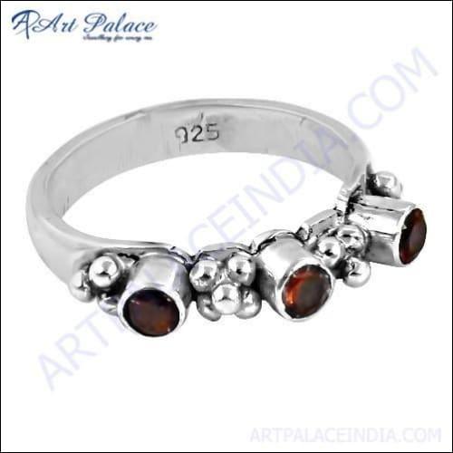 Popular garnet gemstone silver ring made of 925 sterling silver, featuring a deep red garnet stone set in an elegant design.