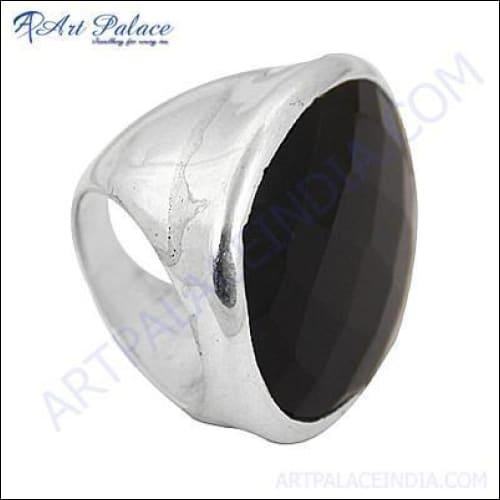 A stunning black onyx gemstone ring set in 925 sterling silver, showcasing its elegant design and polished finish.