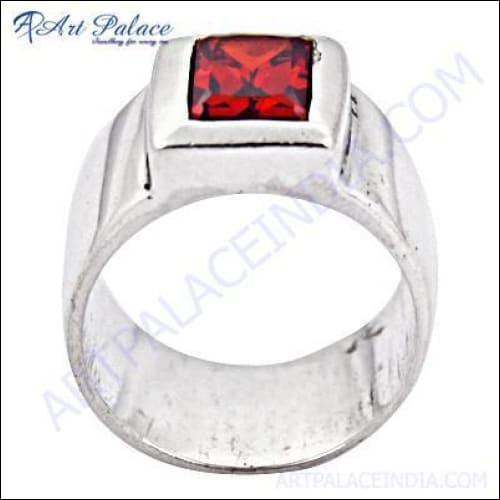Stunning hot red garnet gemstone silver ring showcasing elegant design and craftsmanship.
