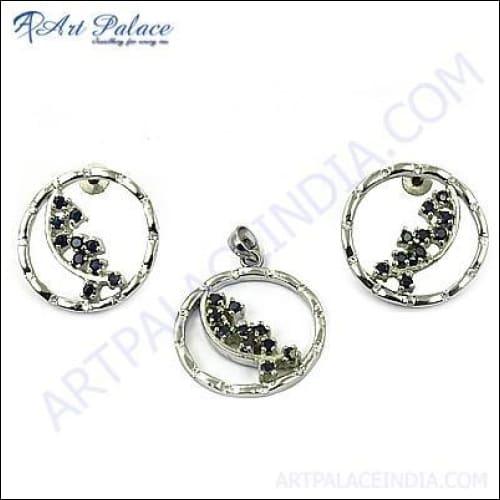 A stunning silver pendant set featuring exquisite iolite gemstones, showcasing their brilliance and craftsmanship.